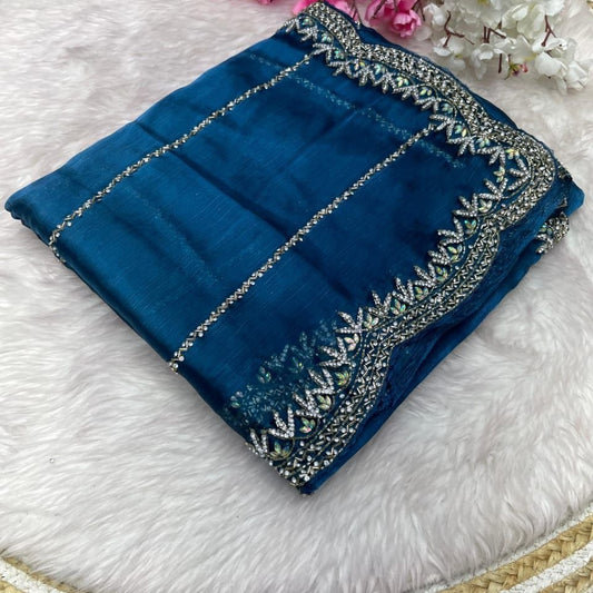 Jimmi Choo Necklace Design saree