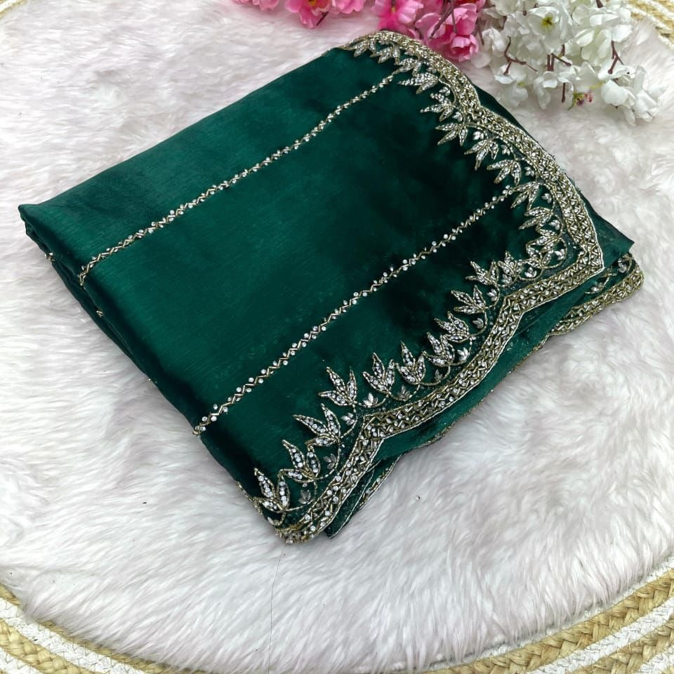 Jimmi Choo Necklace Design saree